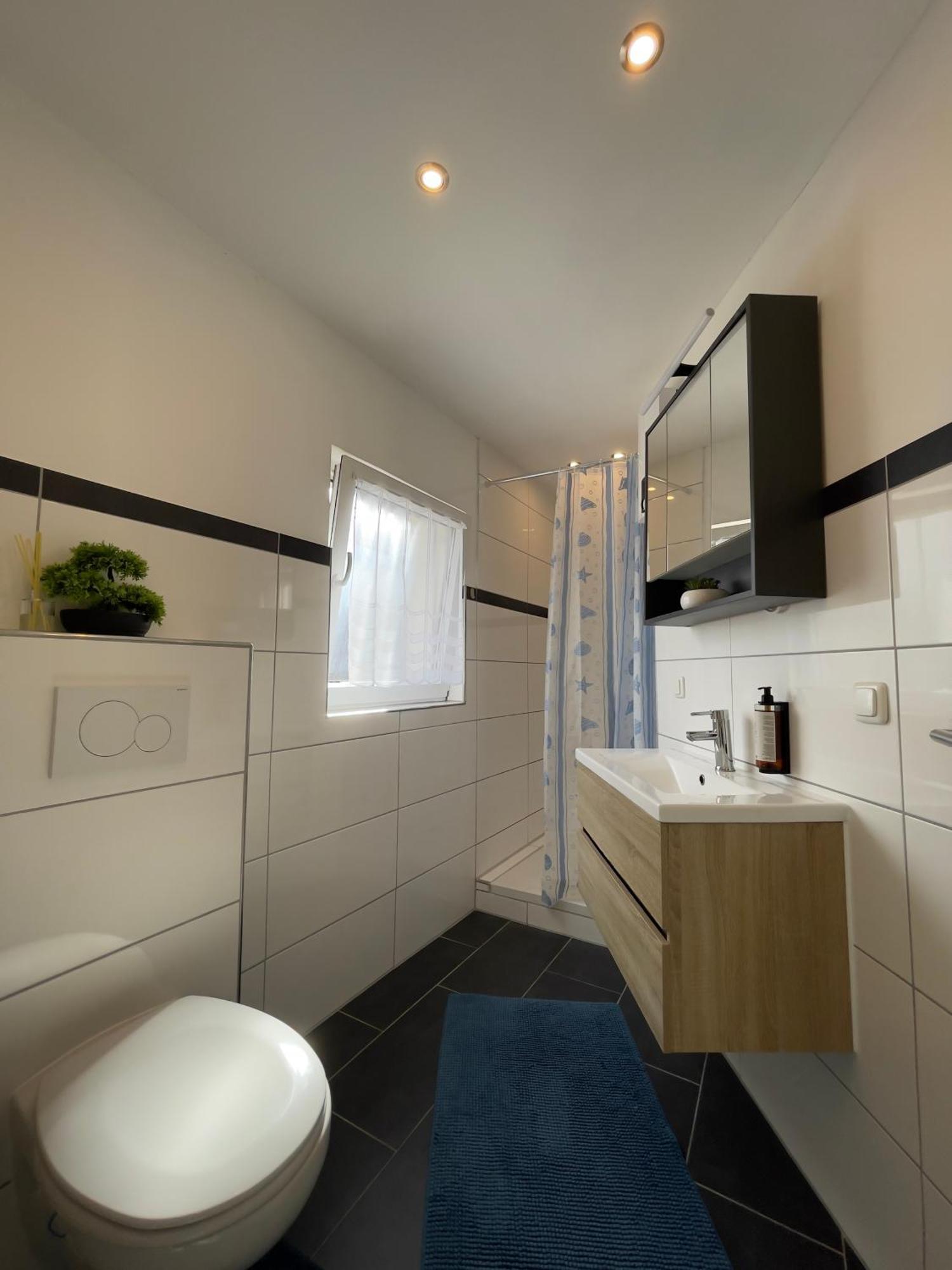 Gemuetliches Apartment In 가이젠하임 외부 사진